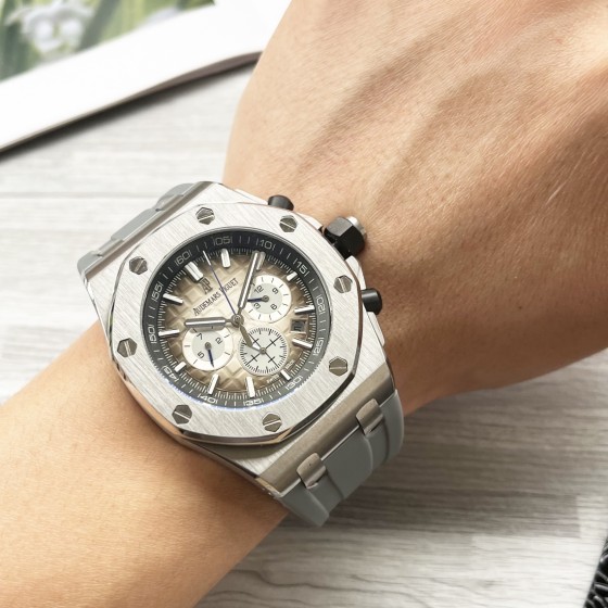 白630金650
新款首发——一波狠货！
原版开模 市场最高性价比版本 爱彼Audemars P