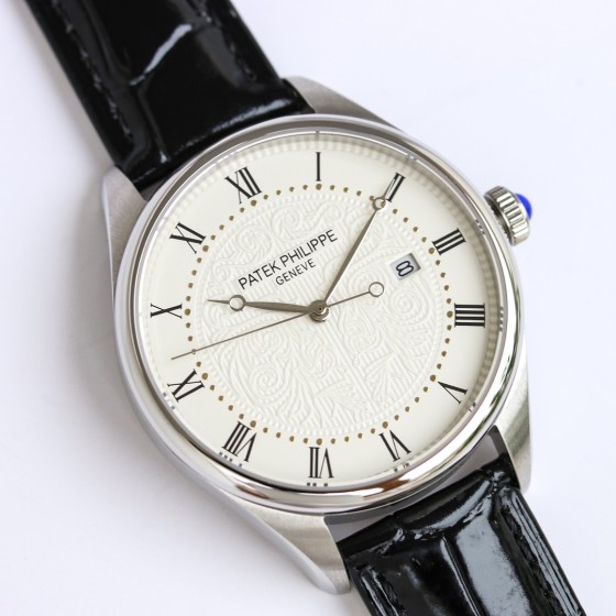 白800 金50
百达翡丽日内瓦男士复古系列腕表，3D立体雕花表盘，首款腕表整体设计独特雕花艺术花