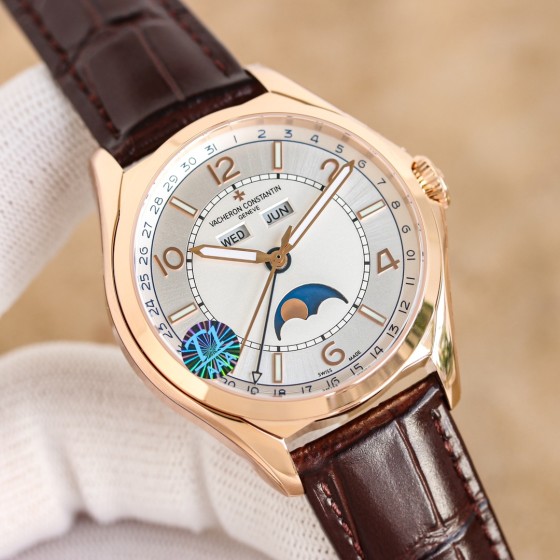 白1200 金1250
【VC江诗丹顿伍陆之型—FIFTYSIX全日历系列】腕表
【型号】400