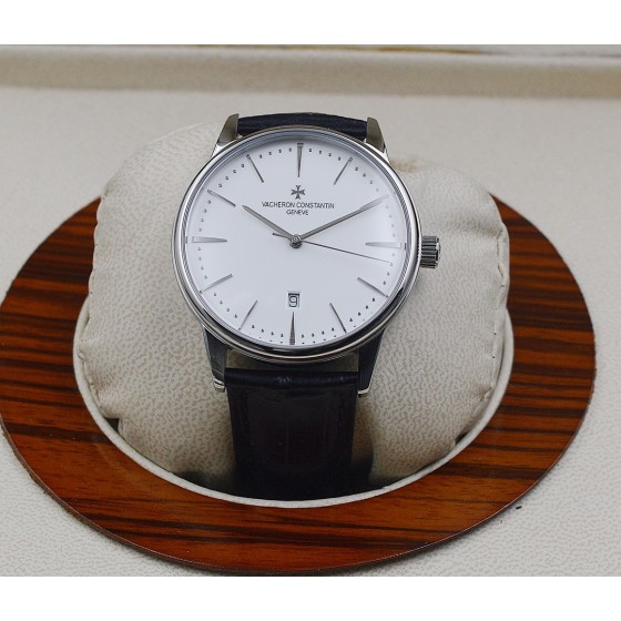 品牌：江诗丹顿Vacheron Constanti（高雅品位 睿智风范）
类型：2024精品男士腕