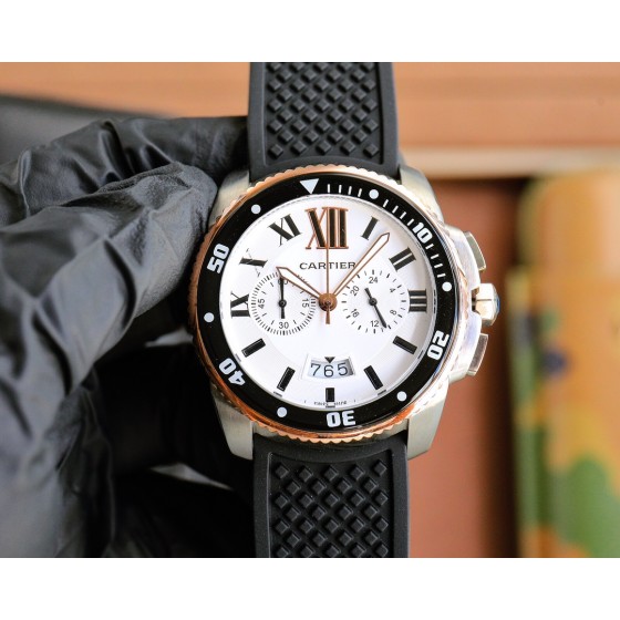 白壳510
间玫530
卡地亚 Cartier进口多功能石英机芯头层小牛皮蓝光玻璃43*14mm