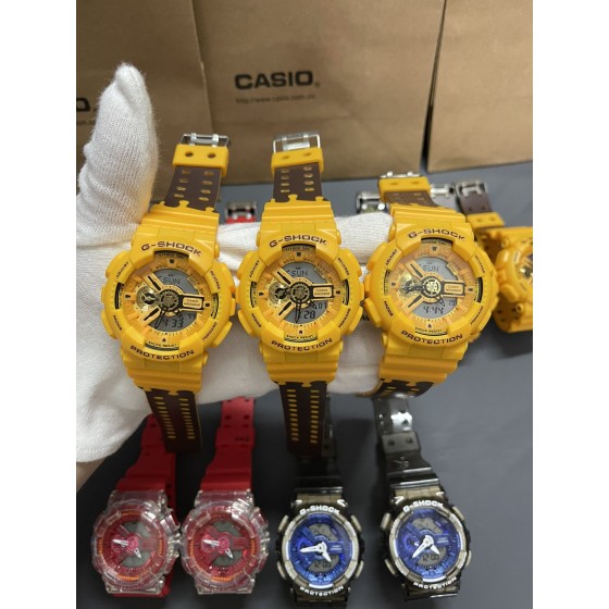 小蜜蜂联名限量款
型号：GA~110
功能：秒表（精确到1/1000秒）世界时间，倒计时，闹铃，