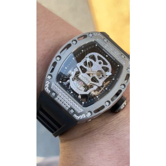 理查德米勒-真陀飞轮！
Rm052"至尊鬼王"震撼上市，1，根据百万级正品理查德米勒为基础，按瑞士