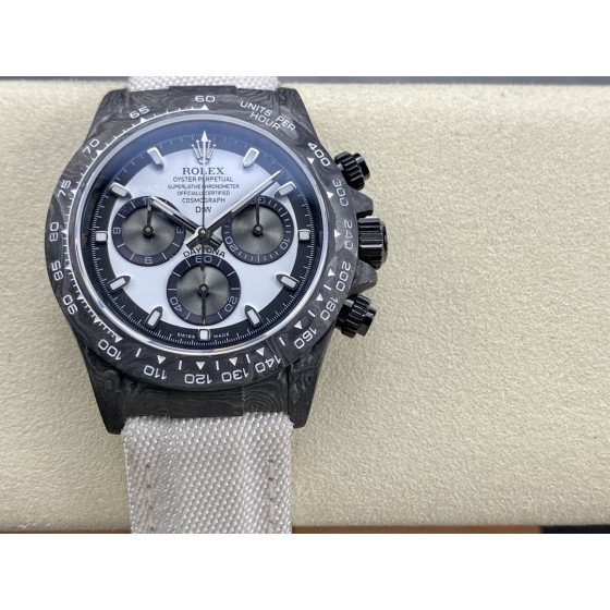 2023年新品，超级碳纤维Diw定制版 4130宇宙计时迪通拿系列  腕表直径为40MM，和普通的迪