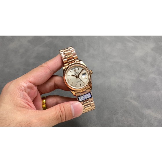 QF 配重 劳力士 星期日志 双历36mm
重量158g装2836机芯
重量140g装3255机