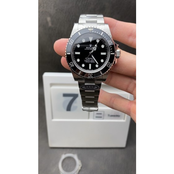 Clean 41mm无日历黑鬼
部分发货实拍 所见即所得