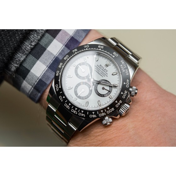 Better厂迪通拿配置清单:
型号:116500
尺寸:40mm×12.2mm
功能:时、分