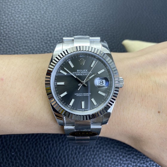 clean厂/C厂 新品劳力士日志型系列m126334-0014 灰盘
1:搭载一比一超级3235