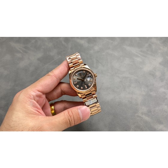 QF 配重 劳力士 星期日志 双历36mm
重量158g装2836机芯
重量140g装3255机