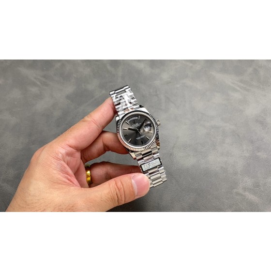 QF 配重 劳力士 星期日志 双历36mm
重量158g装2836机芯
重量140g装3255机