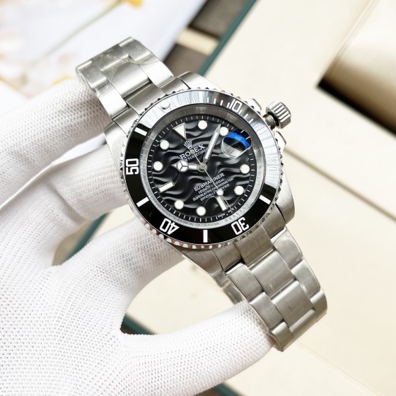 统一:520
BOBO新品 劳力士 不喜欢撞款街表水鬼的你，他绝对是你的知音。用劳力士最经典的潜航