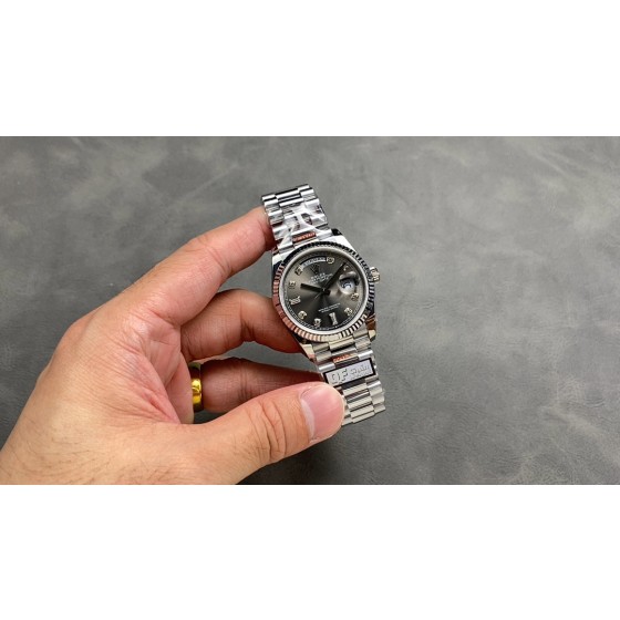 QF 配重 劳力士 星期日志 双历36mm
重量158g装2836机芯
重量140g装3255机