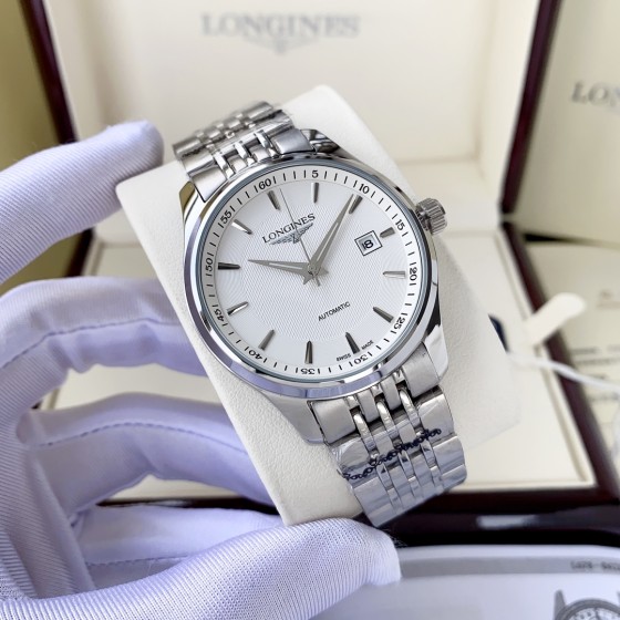 白壳460，金壳480，钢带+20，西铁城+120。
【爆款到货 优雅别致】浪琴-Longines