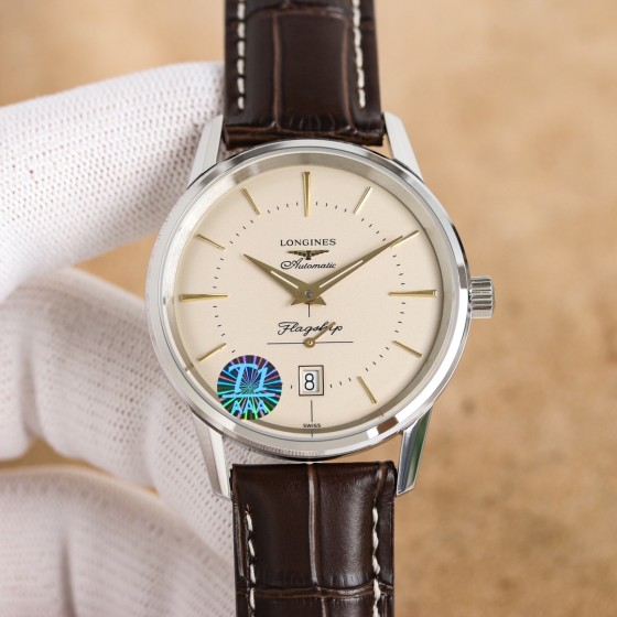 统一1500
TW台湾厂最新出品浪琴经典复刻系列L4.795.4.78.2，腕表机芯采用2895一