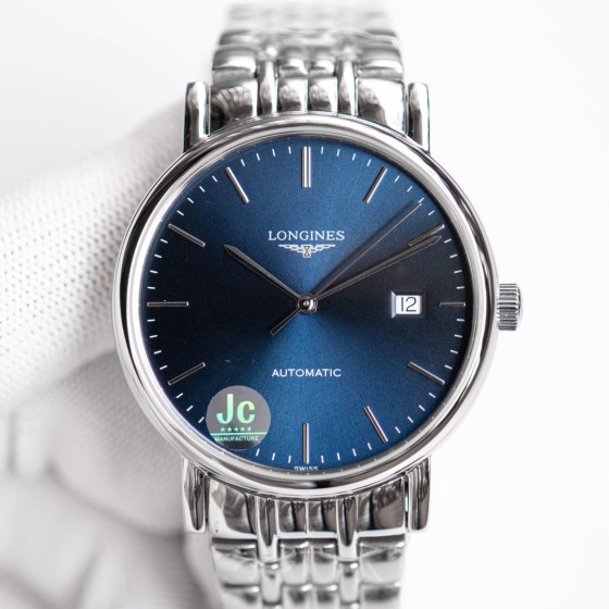 700浪琴 最新时尚款瑰丽系列40mm表径到货[色][色]
搭载2824机芯和L899原装坨片，外