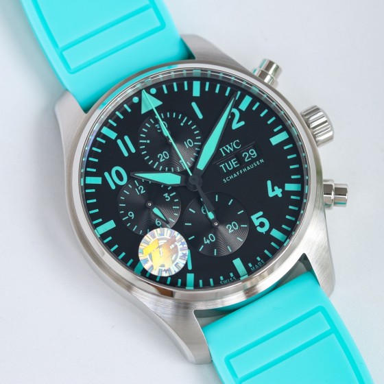 ZF 出品 钛 2000 钢1650 
Z Factory 钛壳到货
万国 IWC 飞行员系列腕